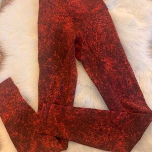 luluLemon Red Patterned Leggings pants size 0